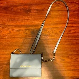 New Michael kors bag.... great condition